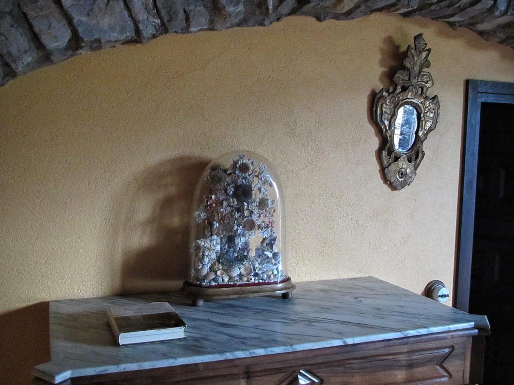 Mas Pineda Villa Oix Room photo